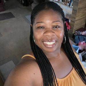 Meet your Posher, Lynn